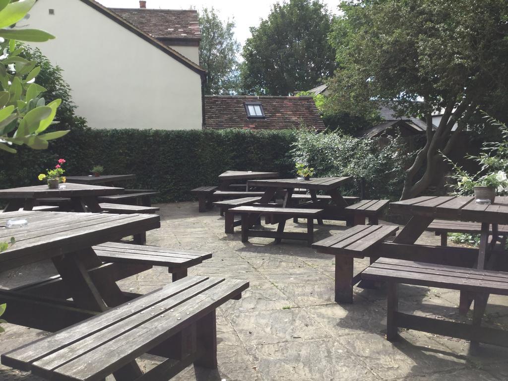 Three Tuns Ashwell Acomodação com café da manhã Exterior foto