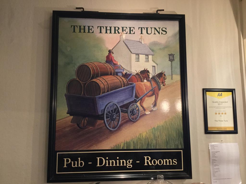Three Tuns Ashwell Acomodação com café da manhã Exterior foto